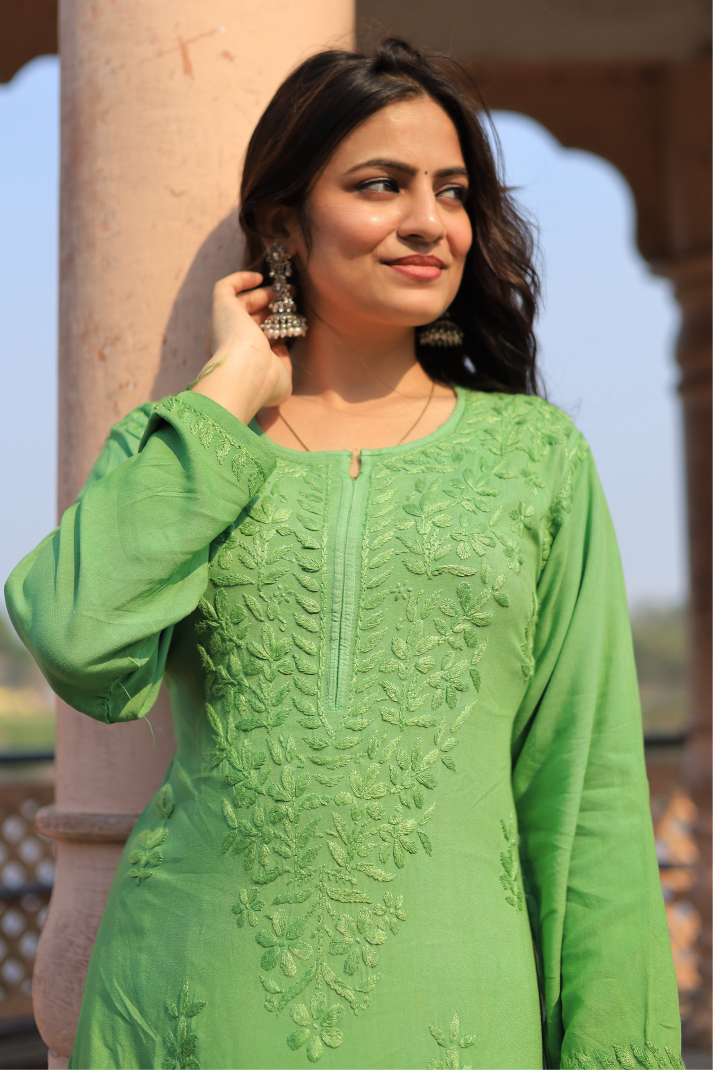 Aabdaar Rayon Chikankari kurta - Green