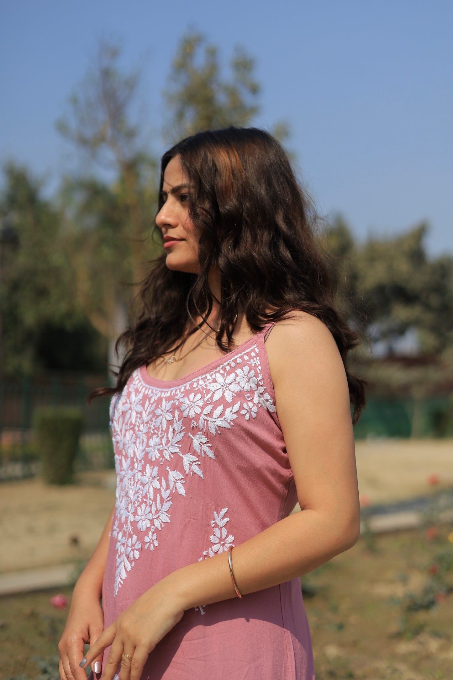 Aabdaar Long Rayon Chikankari Kurta - Pink
