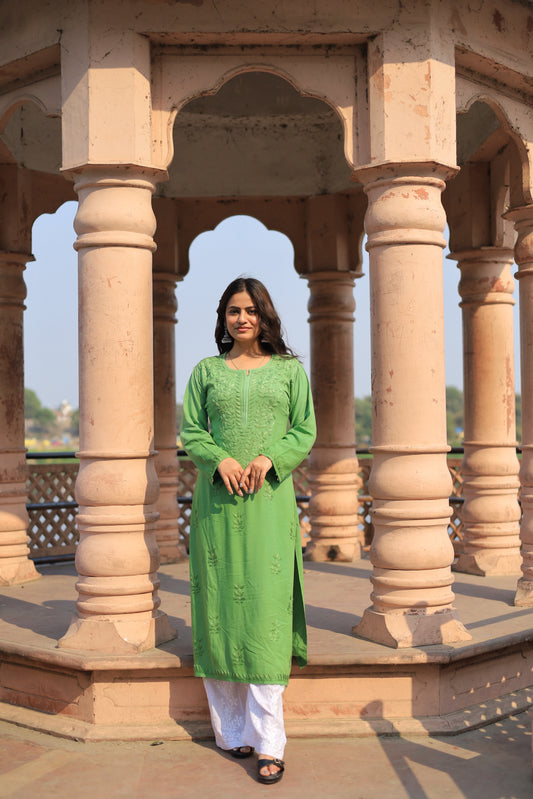 Aabdaar Rayon Chikankari kurta - Green