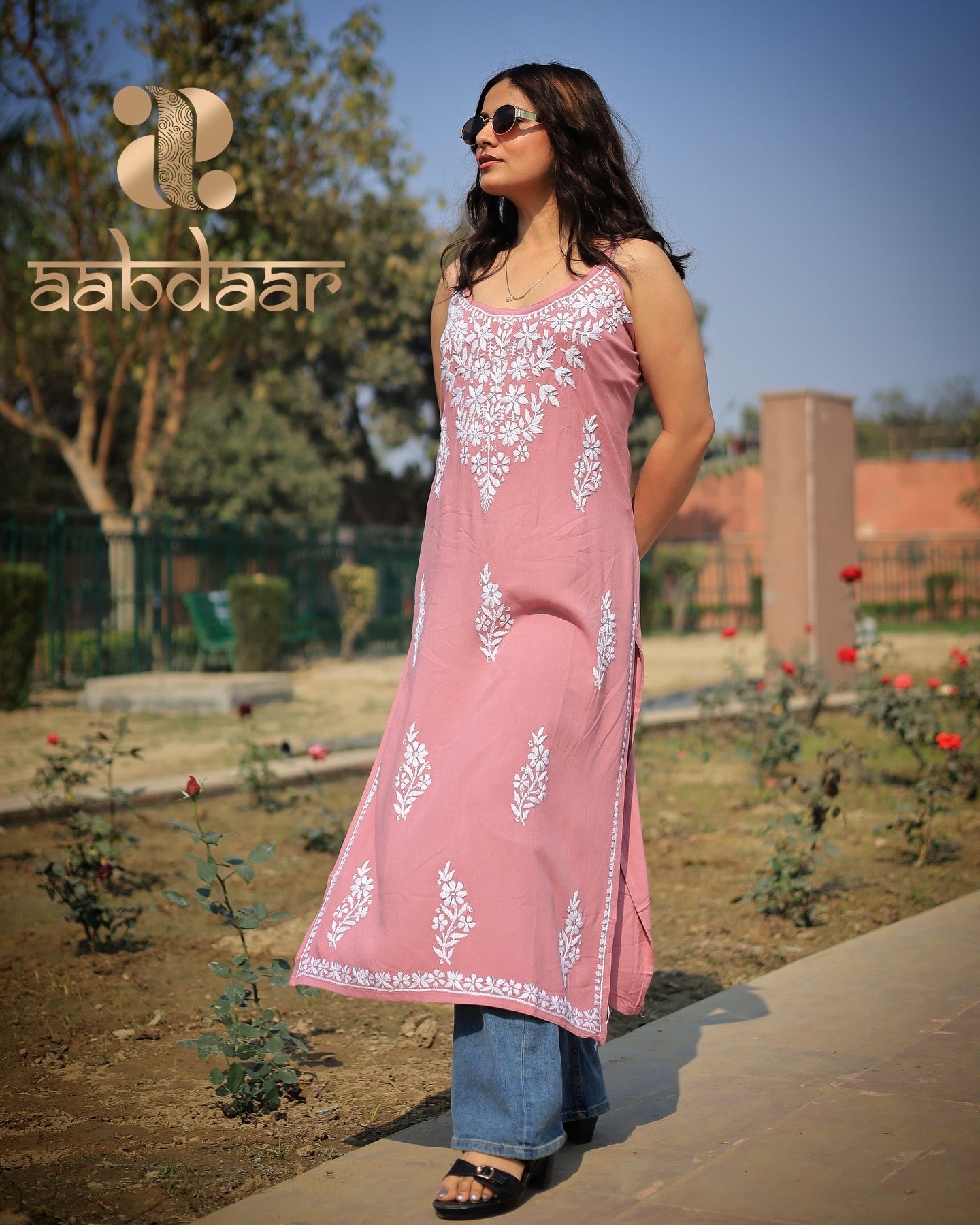 Aabdaar Long Rayon Chikankari Kurta - Pink