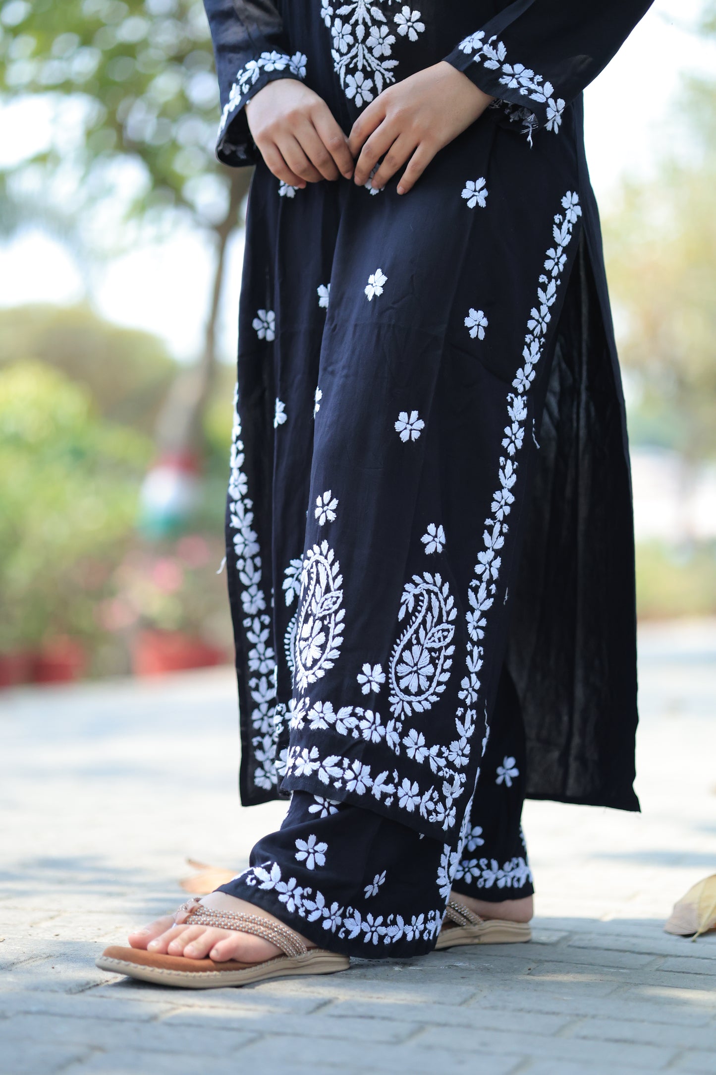 Aabdaar Premium Rayon Chikankari Set - Black