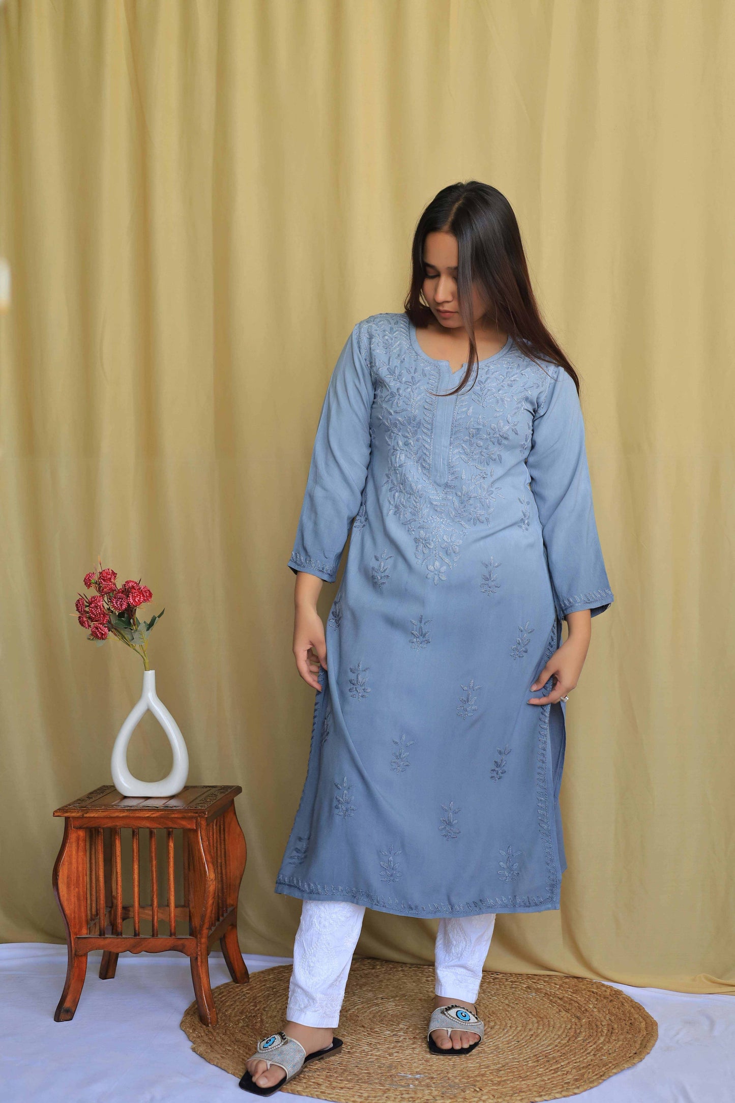 Aabdaar Rayon Chikankari Kurta - Gray (dual tone)