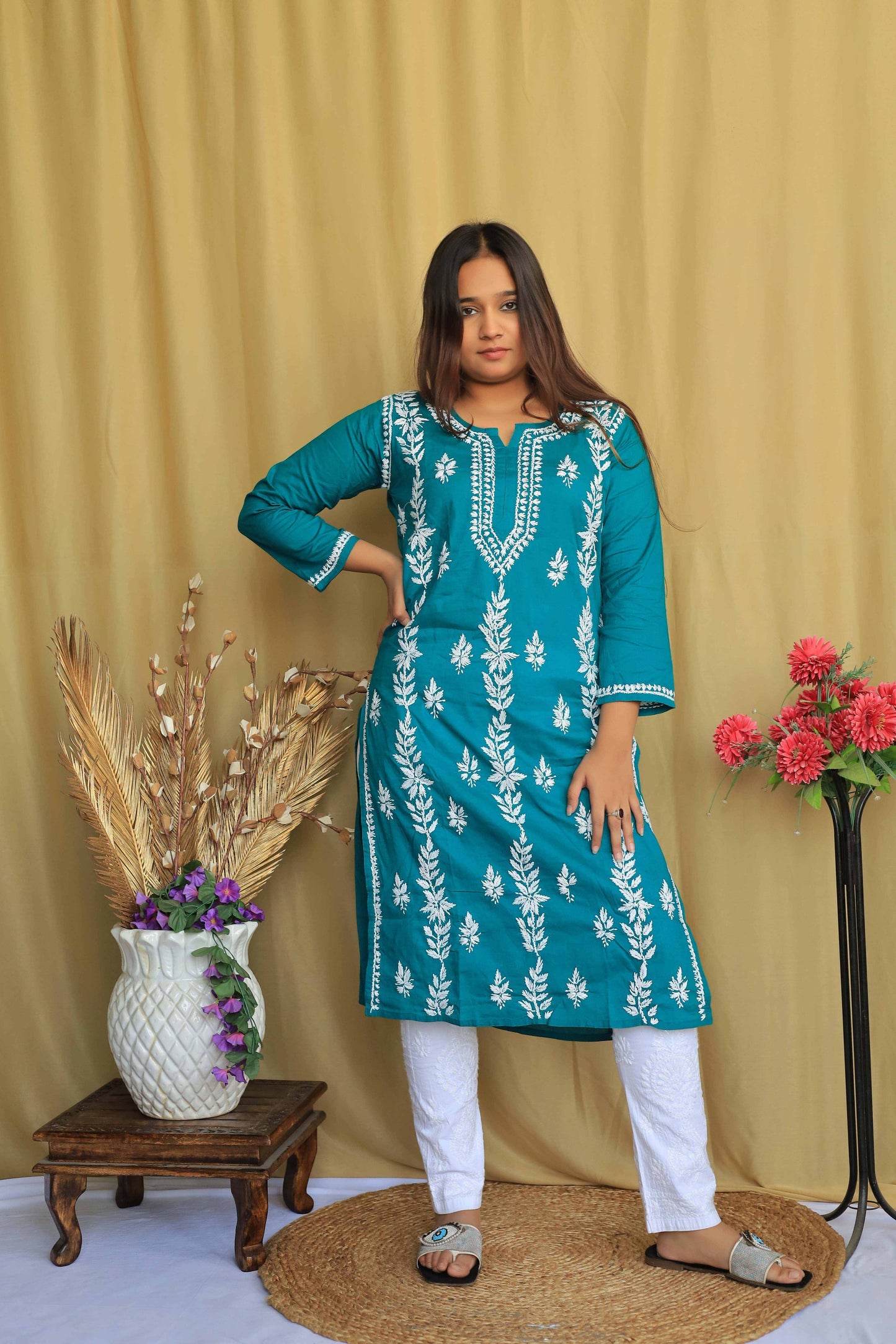 Aabdaar Cotton Chikankari kurta - Teal
