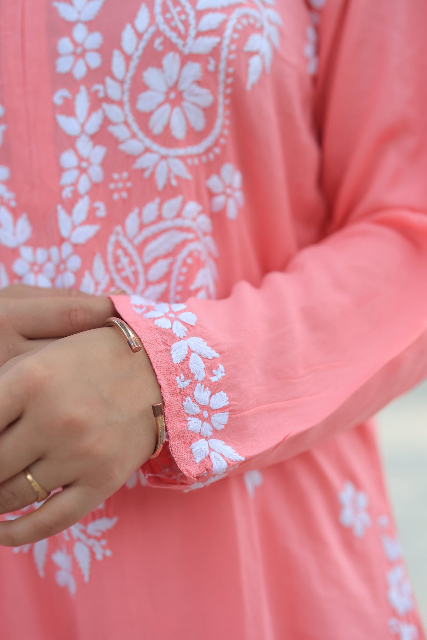 Aabdaar Premium Rayon Chikankari Set - Pink